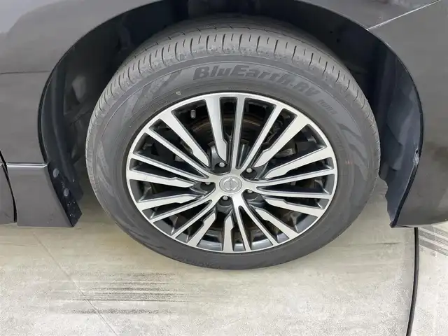 日産 エルグランド 250ハイウェイスターS 岡山県 2016(平28)年 5.8万km ファントムブラック 純正ナビ/（CD/DVD/TV/BT)/全方位カメラ/両側パワースライドドア/電動リアゲート/コーナーセンサー/LEDヘッドライト/オートライト/ハーフレザーシート/前後ドライブレコーダー/衝突軽減ブレーキ/スペアキー