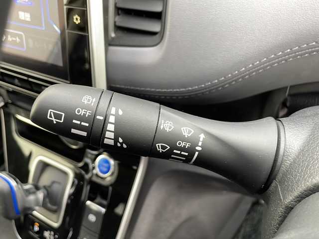 日産 セレナ e－パワー ハイウェイスター V 岩手県 2022(令4)年 4.5万km ブリリアントホワイトパール 寒冷地仕様 10型ナビ フリップダウン 全周囲C プロパイロット デジタルインナーミラー ハンズフリー両側電動スライド フルセグ ETC 合皮革シート シートヒーター ステアヒーター ドラレコ リアヒーターダクト ヒーター付電格ミラー BSM 純正16インチAW ALPINEツィーター