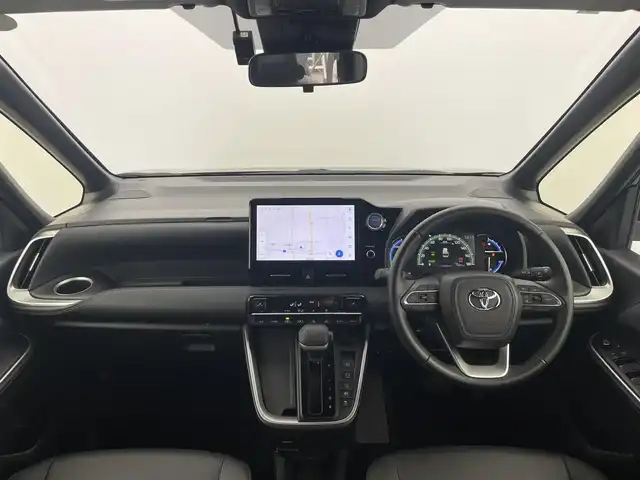 トヨタ ノア ハイブリッド S－Z 富山県 2023(令5)年 1.4万km 黒 ワンオーナー/純正10.5インチナビ/（AM/FM/USB/BT/Miracast/HDMI）/フルセグTV＋CD/DVDデッキ/バックカメラ/レーダークルーズコントロール/プリクラッシュセーフティ/レーンディパーチャーアラート/オートマチックハイビーム/LEDヘッドライト/クリアランスソナー/両側パワースライドドア/ハーフレザーシート/前席シートヒーター/ビルトインETC2.0/ドライブレコーダー/スマートキー×２/プッシュスタート/純正１７インチAW/社外フロアマット/取扱説明書/保証書