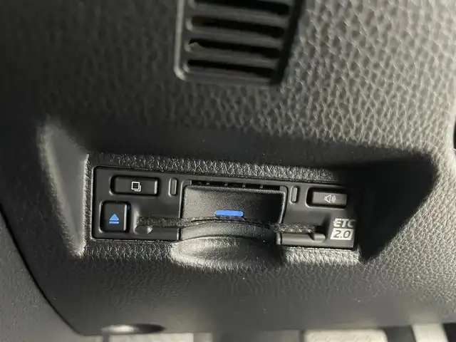 トヨタ ノア ハイブリッド S－Z 富山県 2023(令5)年 1.4万km 黒 ワンオーナー/純正10.5インチナビ/（AM/FM/USB/BT/Miracast/HDMI）/フルセグTV＋CD/DVDデッキ/バックカメラ/レーダークルーズコントロール/プリクラッシュセーフティ/レーンディパーチャーアラート/オートマチックハイビーム/LEDヘッドライト/クリアランスソナー/両側パワースライドドア/ハーフレザーシート/前席シートヒーター/ビルトインETC2.0/ドライブレコーダー/スマートキー×２/プッシュスタート/純正１７インチAW/社外フロアマット/取扱説明書/保証書