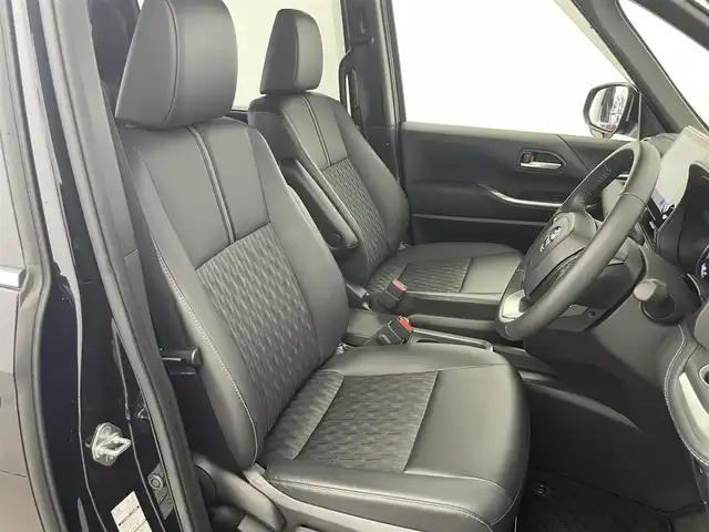 トヨタ ノア ハイブリッド S－Z 富山県 2023(令5)年 1.4万km 黒 ワンオーナー/純正10.5インチナビ/（AM/FM/USB/BT/Miracast/HDMI）/フルセグTV＋CD/DVDデッキ/バックカメラ/レーダークルーズコントロール/プリクラッシュセーフティ/レーンディパーチャーアラート/オートマチックハイビーム/LEDヘッドライト/クリアランスソナー/両側パワースライドドア/ハーフレザーシート/前席シートヒーター/ビルトインETC2.0/ドライブレコーダー/スマートキー×２/プッシュスタート/純正１７インチAW/社外フロアマット/取扱説明書/保証書