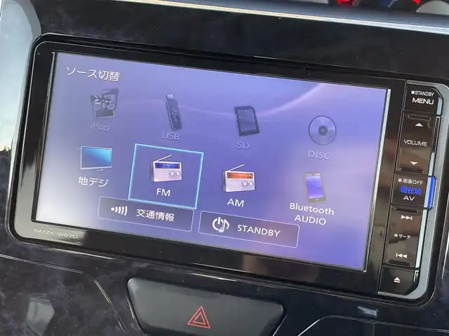 ダイハツ タント カスタム X トップED SA Ⅲ 大阪府 2017(平29)年 2万km ブラックマイカメタリック スマートアシスト/・衝突回避支援ブレーキ機能/・オートマチックハイビーム/純正ナビ/・Bluetooth/ワンセグTV/CD/DVD/ラジオ/主要装備/・バックカメラ/・アイドリングストップ/・・横滑り防止装置/・片側パワースライドドア/・ハーフレザーシート/・シートヒーター/・ベンチシート/・ステアリングスイッチ/・純正フロアマット/・純正AW/・LEDヘッドライト/・フォグランプ/・ETC