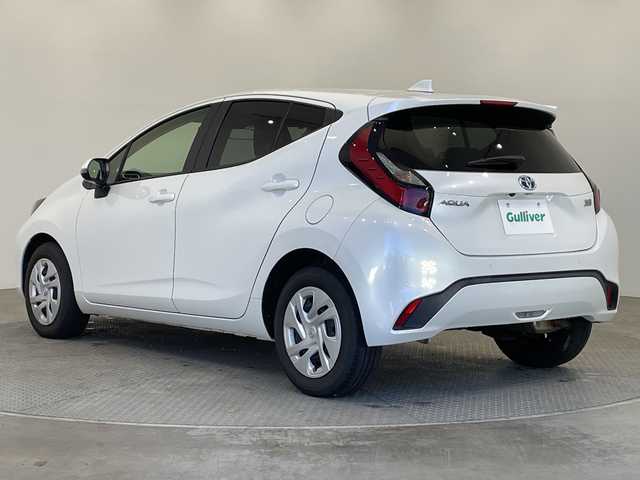 トヨタ アクア G 栃木県 2021(令3)年 4.3万km プラチナホワイトパールマイカ メモリーナビ/Bluetooth/バックカメラ/ビルトインETC/前方純正ドライブレコーダー/LEDライト/スマートキー/プッシュスタート/レーントレーシングアシスト/プリクラッシュセーフティ/レーダークルーズコントロール/ステアリングスイッチ/社外フロアマット