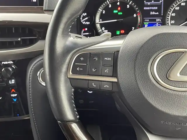 レクサス ＬＸ 570 福井県 2016(平28)年 6.8万km スターライトブラックガラスフレーク 純正ナビ/サンルーフ　/ハーマンカードンＯＰオーディオ　/フルモデリスタエアロ　/３６０°カメラ　/純正アルミホイール　/パワーバックドア　/レザーシート　/シートヒーター＆ベンチレーション　/純正ＥＴＣ２．０