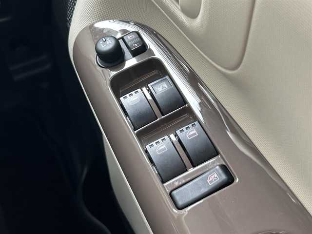 ダイハツ ムーヴ キャンバス X ホワイトアクセント リミテッド SAⅢ 静岡県 2020(令2)年 2.6万km ナチュラルベージュマイカM スマートアシストIII/純正７インチナビ/フルセグＴＶ/ＤＶＤ再/ＢＴオーディオ/全方位カメラ/ＥＴＣ/両側電動スライド/ドラレコ前のみ/ＡＡＣ/ＵＳＢ入力端子/オートライト/オートハイビーム/プッシュスタート/LEDヘッドライト