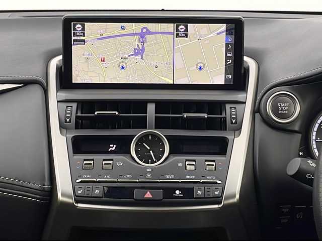 レクサス ＮＸ 300 Fスポーツ 新潟県 2018(平30)年 5.4万km ホワイトノーヴァガラスフレーク 4WD/ガラスルーフ/純正ナビ/　　フルセグ/CD/BT/AUX/バックカメラ/パワーバックドア/レーダークルーズコントロール/LEDオートライト/オートマチックハイビーム/Fフォグ/レザーシート/パワーシート/シートメモリー/シートヒーター/エアシート/純正アルミホイール付きサマータイヤ車載/ステアリングスイッチ/パドルシフト/アイドリングストップ/USBポート/ブラインドスポットモニター/スマートキー/ETC