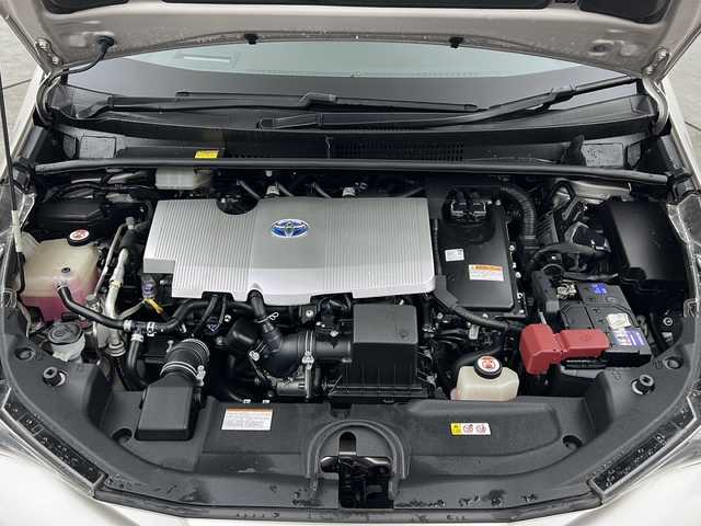 トヨタ プリウス A 三重県 2017(平29)年 5.2万km スティールブロンドM 純正7インチナビ/　フルセグTV/CD/Bluetooth/バックカメラ/衝突軽減ブレーキシステム/レーダークルーズコントロール/HUD/BSM/オートマチックハイビーム/ステアリングスイッチ/前後コーナーセンサー/レーンキープアシストシステム/パーキングアシスト/電格ウインカーミラー