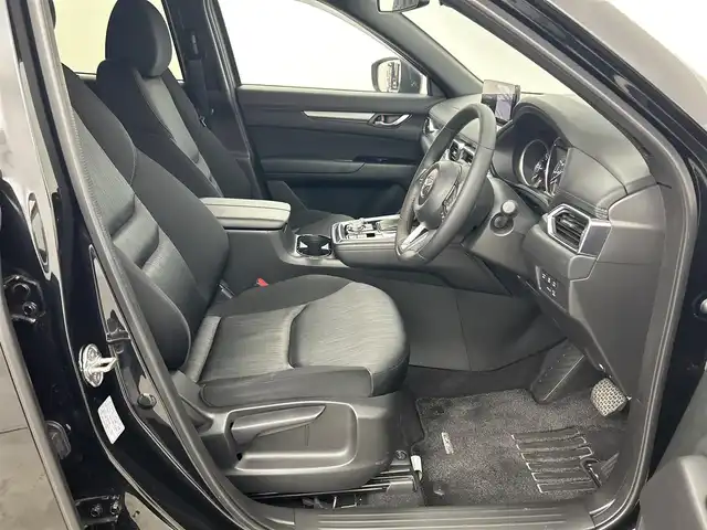 マツダ ＣＸ－８ XD スマートエディション 福岡県 2021(令3)年 2.5万km ジェットブラックマイカ 後席モニター　/純正１０．２５型ＤＡナビ　/全方位カメラ　/置くだけ充電　/ＥＴＣ　/前後ドラレコ　/マツダレーダークルコン　/コーナーセンサー　/衝突被害軽減　/レーンキープ　/ＢＳＭ　/ＭＴモード付　/純正１７インチＡＷ