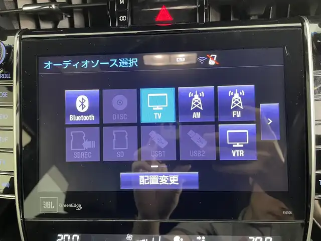 トヨタ ハリアー プログレス 道央・札幌 2018(平30)年 3.8万km ホワイトパールクリスタルシャイン ・４WD/・JBLサウンド/・純正9インチナビ/　CD/DVD/SD/BT/フルセグ/・パノラミックビューモニター/・ビルトインETC/・ドライブレコーダー/・プリクラッシュセーフティ/・レーダークルーズコントロール/・レーンキープアシスト/・クリアランスソナー/・オートハイビーム/・ハーフレザーシート/・D席パワーシート/・パワーバックドア/・LEDヘッドライト/・フォグライト/・オートライト/・プッシュスタート/・スマートキー/・純正フロアマット/・ドアバイザー