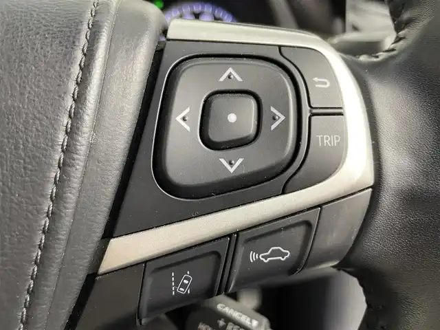 トヨタ ハリアー プログレス 道央・札幌 2018(平30)年 3.8万km ホワイトパールクリスタルシャイン ・４WD/・JBLサウンド/・純正9インチナビ/　CD/DVD/SD/BT/フルセグ/・パノラミックビューモニター/・ビルトインETC/・ドライブレコーダー/・プリクラッシュセーフティ/・レーダークルーズコントロール/・レーンキープアシスト/・クリアランスソナー/・オートハイビーム/・ハーフレザーシート/・D席パワーシート/・パワーバックドア/・LEDヘッドライト/・フォグライト/・オートライト/・プッシュスタート/・スマートキー/・純正フロアマット/・ドアバイザー