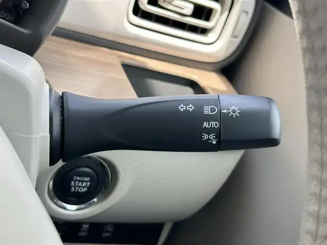 スズキ ラパン X 静岡県 2021(令3)年 4.3万km シフォンアイボリーM デュアルセンサーブレーキサポート/カロッツェリアナビ/フルセグＴＶ/ＤＶＤ再生/前後ドラレコ/プッシュスタート/前席シートヒーター/スマートキー/パーキングセンサー/ＨＩＤヘッドライト/純正１４ＡＷ