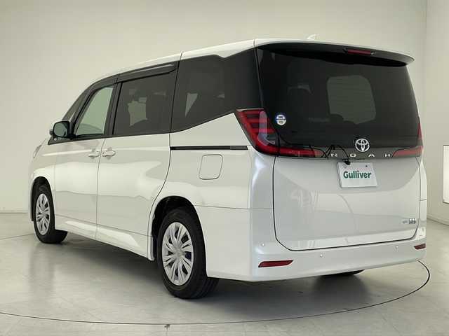 トヨタ ノア ハイブリッド S－G 千葉県 2023(令5)年 1.6万km ホワイトパールクリスタルシャイン 社外ナビ/　CD/DVD/Bluetooth/TV/トヨタセーフティセンス/レーダークルーズコントロール/レーンキープアシスト/衝突軽減ブレーキ/クリアランスソナー/先行車発進警報/ロードサインアシスト/オートハイビーム/革調シートカバー/LEDヘッドライト/ビルトインETC/前後ドラレコ/フロアマット
