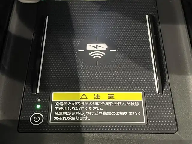 ホンダ ヴェゼル ハイブリッド e:HEV Z 愛知県 2025(令7)年 0.1千km クリスタルブラックパール 登録済未使用車　/純正９インチナビ　/（FM/AM/Bluetooth/USB/CarPlay/フルセグTV)/ホンダセンシング　/　　-衝突軽減ブレーキ/　　-誤発進抑制機能/　　-路線逸脱抑制機能/　　-アダプティブクルーズコントロール/　　-車線維持支援システム/　　-先行車発進お知らせ機能/　　-標識認識機能/　　-オートハイビーム/ワイヤレス充電　/シートヒーター　/ビルトインＥＴＣ２．０　/電動バックドア　/ステアリングヒーター　/ブラインドスポットモニター　/バックカメラ　/パドルシフト　/ソナー/プッシュスタート/　　-スマートキー