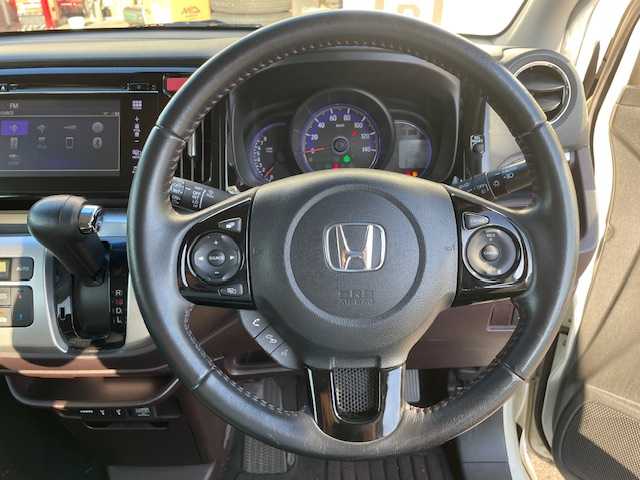 ホンダ Ｎ ＷＧＮ カスタム G Aパッケージ 愛知県 2013(平25)年 9万km プレミアムホワイトパール ディスプレイオーディオ　/バックカメラ　/純正１４インチアルミホイール　/ＬＥＤヘッドライト　/オートライト　/プッシュスタート　/スマートキー
