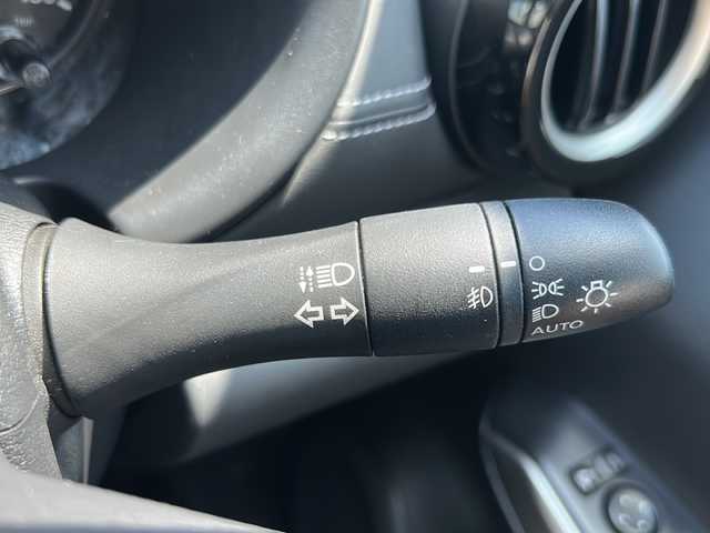 日産 キックス X 栃木県 2020(令2)年 6万km ダークメタルグレー/ピュアブラック 2トーン 純正SDナビ/Bluetooth CD DVD/TV フルセグ/アラウンドビューモニター/プロパイロット/インテリジェントルームミラー/ルーフレール/ETC/ドライブレコーダー/コーナーセンサー/レーンキープアシスト/LEDヘッドライト/オートライト/衝突被害軽減システム/取扱説明書