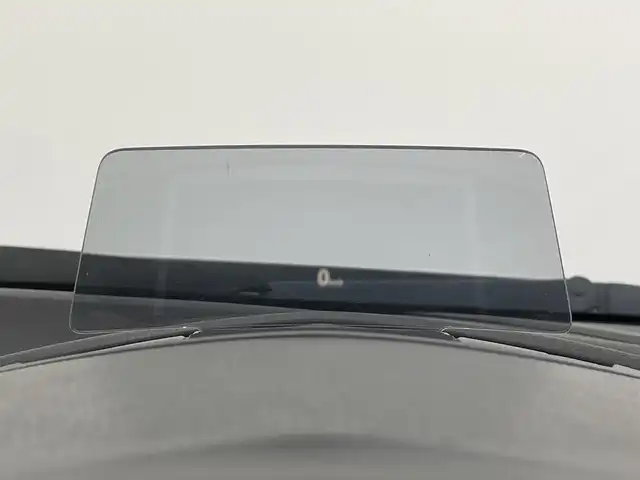 マツダ アクセラ スポーツ 15S プロアクティブ 千葉県 2019(平31)年 4.9万km スノーフレイクホワイトパールマイカ 禁煙車/スマートシティブレーキサポート　衝突軽減ブレーキ/BSM　ブラインドスポットモニター/レーンキープアシスト/標識認識機能/ドライバーアテンションアラート/パーキングセンサー　コーナーセンサー/HUD　ヘッドアップディスプレイ/マツダコネクトナビ/・CD/DVD/Bluetooth/USB/AUX/フルセグ/・ビルトインETC/・360度ビューモニター　全周囲カメラ　全方位カメラ/純正18インチアルミホイール/LEDヘッドライト/フォグランプ/オートライト/オートハイビーム/スマートキー/プッシュスタートボタン/パドルシフト/アイドリングストップ/オートエアコン/クルーズコントロール/フロアマット/電動格納ミラー/ステアリングリモコン　ステアリングスイッチ