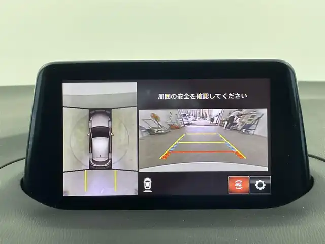 マツダ アクセラ スポーツ 15S プロアクティブ 千葉県 2019(平31)年 4.9万km スノーフレイクホワイトパールマイカ 禁煙車/スマートシティブレーキサポート　衝突軽減ブレーキ/BSM　ブラインドスポットモニター/レーンキープアシスト/標識認識機能/ドライバーアテンションアラート/パーキングセンサー　コーナーセンサー/HUD　ヘッドアップディスプレイ/マツダコネクトナビ/・CD/DVD/Bluetooth/USB/AUX/フルセグ/・ビルトインETC/・360度ビューモニター　全周囲カメラ　全方位カメラ/純正18インチアルミホイール/LEDヘッドライト/フォグランプ/オートライト/オートハイビーム/スマートキー/プッシュスタートボタン/パドルシフト/アイドリングストップ/オートエアコン/クルーズコントロール/フロアマット/電動格納ミラー/ステアリングリモコン　ステアリングスイッチ