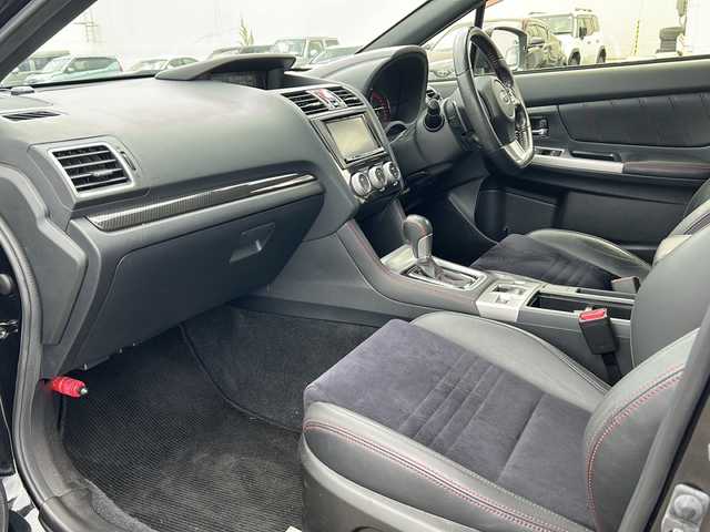 スバル ＷＲＸ Ｓ４ 2．0GT‐S アイサイト 秋田県 2014(平26)年 7.7万km クリスタルブラックシリカ 社外HDDナビ/社外CD、DVD、BT、フルセグ/バックカメラ/純正18インチアルミ/４WD/ETC/スペアキー