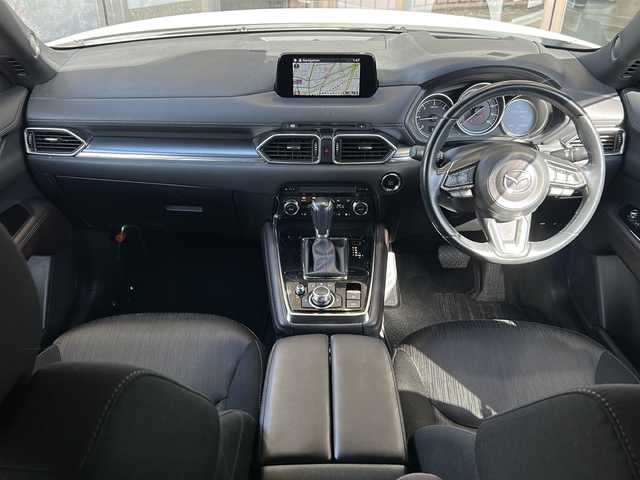 マツダ ＣＸ－８ XD プロアクティブ 静岡県 2018(平30)年 7.6万km スノーフレイクホワイトパールマイカ マツダシティーブレーキサポート/衝突軽減ブレーキ/レーンキープアシスト/レーダークルーズコントロール/ブラインドスポットモニター/全方位カメラ/純正ナビ/フルセグTV/CD/DVD/Bluetooth/ラジオ/主要装備/パワーバックドア/オートライト/オートハイビーム/オートホールド/パワーシート/シートヒーター/ステアリングスイッチ/アイドリングストップ/ヘッドアップディスプレイ/ETC/LEDヘッドライト