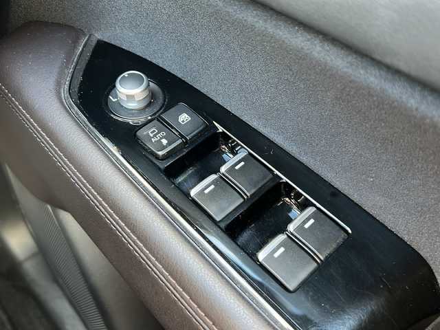 マツダ ＣＸ－８ XD プロアクティブ 静岡県 2018(平30)年 7.6万km スノーフレイクホワイトパールマイカ マツダシティーブレーキサポート/衝突軽減ブレーキ/レーンキープアシスト/レーダークルーズコントロール/ブラインドスポットモニター/全方位カメラ/純正ナビ/フルセグTV/CD/DVD/Bluetooth/ラジオ/主要装備/パワーバックドア/オートライト/オートハイビーム/オートホールド/パワーシート/シートヒーター/ステアリングスイッチ/アイドリングストップ/ヘッドアップディスプレイ/ETC/LEDヘッドライト