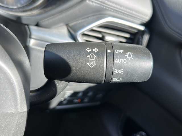 マツダ ＣＸ－８ XD プロアクティブ 静岡県 2018(平30)年 7.6万km スノーフレイクホワイトパールマイカ マツダシティーブレーキサポート/衝突軽減ブレーキ/レーンキープアシスト/レーダークルーズコントロール/ブラインドスポットモニター/全方位カメラ/純正ナビ/フルセグTV/CD/DVD/Bluetooth/ラジオ/主要装備/パワーバックドア/オートライト/オートハイビーム/オートホールド/パワーシート/シートヒーター/ステアリングスイッチ/アイドリングストップ/ヘッドアップディスプレイ/ETC/LEDヘッドライト