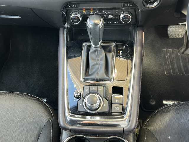 マツダ ＣＸ－８ XD プロアクティブ 静岡県 2018(平30)年 7.6万km スノーフレイクホワイトパールマイカ マツダシティーブレーキサポート/衝突軽減ブレーキ/レーンキープアシスト/レーダークルーズコントロール/ブラインドスポットモニター/全方位カメラ/純正ナビ/フルセグTV/CD/DVD/Bluetooth/ラジオ/主要装備/パワーバックドア/オートライト/オートハイビーム/オートホールド/パワーシート/シートヒーター/ステアリングスイッチ/アイドリングストップ/ヘッドアップディスプレイ/ETC/LEDヘッドライト