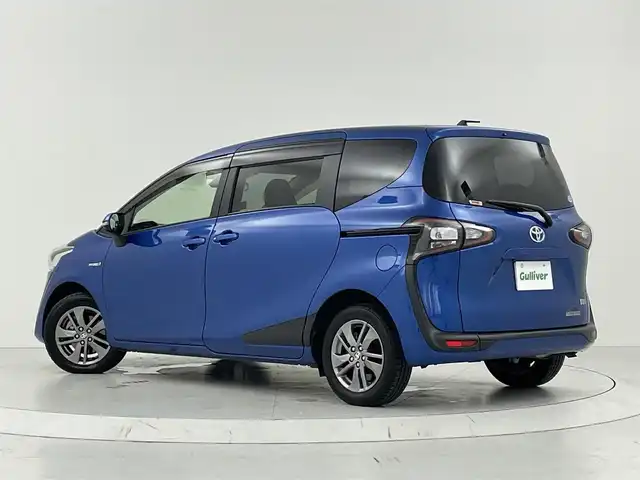 トヨタ シエンタ ハイブリッド G 大阪府 2018(平30)年 6.1万km コバルトブルーメタリック プリクラッシュセーフティー/オートマチックハイビーム/社外SDナビ【CD/DVD/Bluetooth/フルセグ】/バックカメラ/両側パワースライドドア/革巻きステアリング/純正15インチAW/プッシュスタート/ウィンカーミラー/ETC