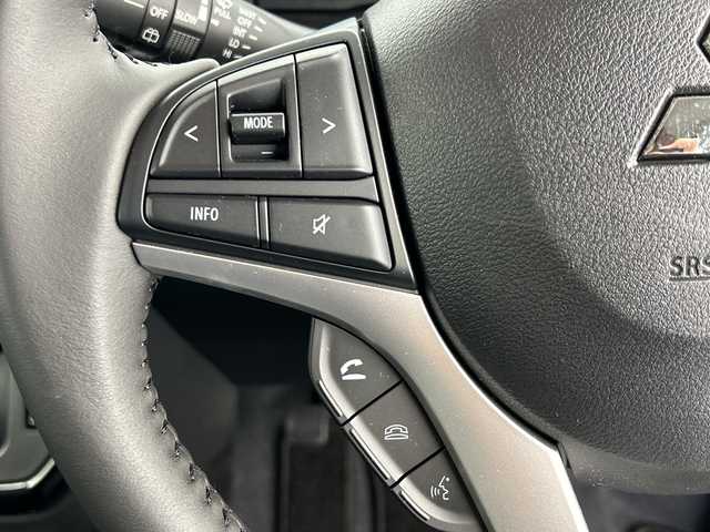 三菱 デリカＤ：２ ハイブリッドMZ 全方位カメラ付ナビPKG 愛知県 2024(令6)年 0.2万km ピュアホワイトP ワンオーナー/両側パワースライド/純正メモリナビ/フルセグTV/CD/USB/Bluetooth/全方位カメラ/バックカメラ/衝突軽減ブレーキ/レーダークルーズコントロール/HUD/LEDヘッドライト/ビルトインETC/前後ドライブレコーダー/純正15インチアルミホイール/アイドリングストップ/プッシュスタート/取扱説明書