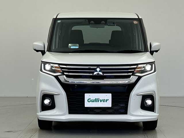 三菱 デリカＤ：２ ハイブリッドMZ 全方位カメラ付ナビPKG 愛知県 2024(令6)年 0.2万km ピュアホワイトP ワンオーナー/両側パワースライド/純正メモリナビ/フルセグTV/CD/USB/Bluetooth/全方位カメラ/バックカメラ/衝突軽減ブレーキ/レーダークルーズコントロール/HUD/LEDヘッドライト/ビルトインETC/前後ドライブレコーダー/純正15インチアルミホイール/アイドリングストップ/プッシュスタート/取扱説明書