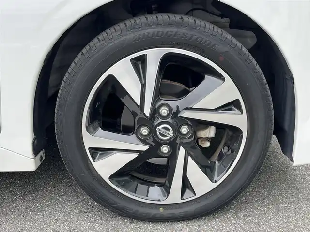 日産 ルークス HWS Gターボ アーバンクロム 奈良県 2021(令3)年 3万km ホワイトパール 純正9インチナビ（MM320D-L）/（フルセグ/BT/CD/DVD）/プロパイロット/レーダークルーズコントロール/全方位モニター/前後コーナーセンサー/衝突軽減システム/レーンキープアシスト/両側パワースライドドア/レザーシート/前席シートヒーター/後席サンシェード/ETC/前方ドライブレコーダー/純正15インチAW
