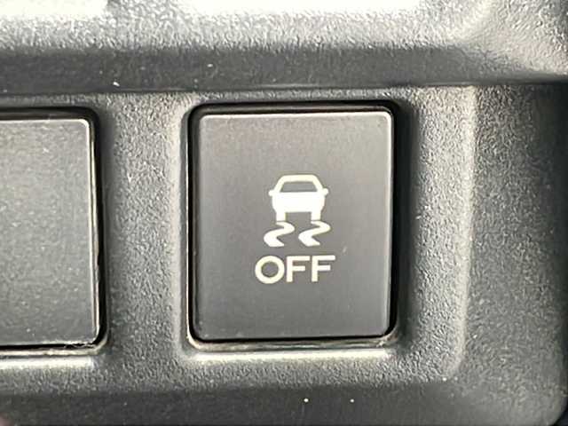 スバル ＸＶ ハイブリッド 2．0e－L アイサイト 道北・旭川 2020(令2)年 3.9万km アイスシルバーメタリック /4WD//禁煙車//純正ダイアトーンナビ//CD/DVD/SD/MSV/BT/USB/フルセグ//サイド・バックカメラ//アイサイトVer3//プリクラッシュ//レーンキープ//レーダークルーズコントロール//誤発進抑制//コーナーセンサー//ブラインドスポットモニター//パドルシフト//SRH//オートライト//LEDヘッドライト//フォグライト//リアフォグ//ヘッドライトウォッシャー//オートワイパー//ドライブレコーダー//ETC//ミラーヒーター//運転席メモリシート//パワーシート//フロントデアイサー//純正フロアマット//ドアバイザー//トノカバー