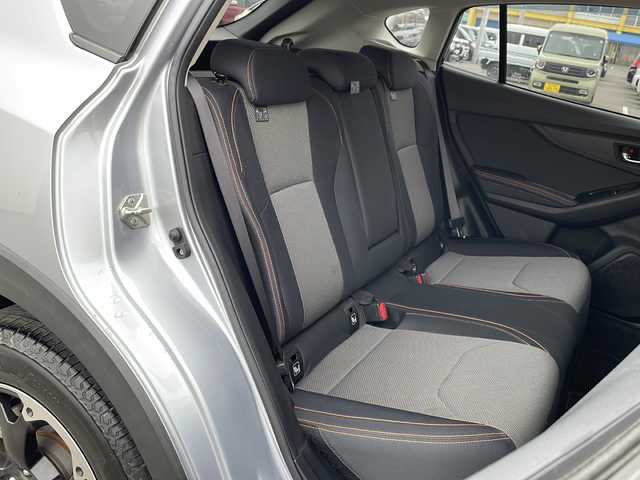 スバル ＸＶ ハイブリッド 2．0e－L アイサイト 道北・旭川 2020(令2)年 3.9万km アイスシルバーメタリック /4WD//禁煙車//純正ダイアトーンナビ//CD/DVD/SD/MSV/BT/USB/フルセグ//サイド・バックカメラ//アイサイトVer3//プリクラッシュ//レーンキープ//レーダークルーズコントロール//誤発進抑制//コーナーセンサー//ブラインドスポットモニター//パドルシフト//SRH//オートライト//LEDヘッドライト//フォグライト//リアフォグ//ヘッドライトウォッシャー//オートワイパー//ドライブレコーダー//ETC//ミラーヒーター//運転席メモリシート//パワーシート//フロントデアイサー//純正フロアマット//ドアバイザー//トノカバー