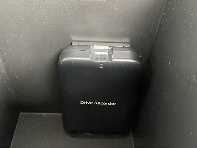 スバル ＸＶ ハイブリッド 2．0e－L アイサイト 道北・旭川 2020(令2)年 3.9万km アイスシルバーメタリック /4WD//禁煙車//純正ダイアトーンナビ//CD/DVD/SD/MSV/BT/USB/フルセグ//サイド・バックカメラ//アイサイトVer3//プリクラッシュ//レーンキープ//レーダークルーズコントロール//誤発進抑制//コーナーセンサー//ブラインドスポットモニター//パドルシフト//SRH//オートライト//LEDヘッドライト//フォグライト//リアフォグ//ヘッドライトウォッシャー//オートワイパー//ドライブレコーダー//ETC//ミラーヒーター//運転席メモリシート//パワーシート//フロントデアイサー//純正フロアマット//ドアバイザー//トノカバー