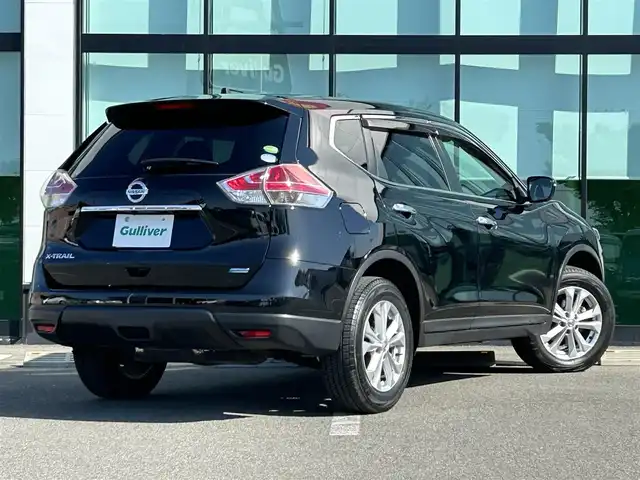 日産 エクストレイル 20X 和歌山県 2015(平27)年 4.3万km ダイヤモンドブラック 純正7インチナビ（MM115D-W)/バックカメラ/フルセグTV/横滑り防止/オートライト/ABS/前後ドラレコ/ETC/シートヒーター/LEDヘッドライト/レベライザー/ドアバイザー/純正17インチアルミ/純正フロアマット/電格ミラー/スマートキー