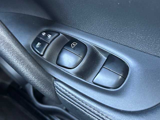 日産 エクストレイル 20Xi 栃木県 2019(平31)年 3.3万km プレミアムコロナオレンジ プロパイロット/インテリジェントエマージェンシーブレーキ/純正9インチナビ/フルセグTV/DVD/Bluetooth/インテリジェントアラウンドビューモニター/ビルトインETC/ドライブレコーダー/革シート/全席シートヒーター/パワーバックドア/プッシュスタート/ステアリングリモコン/LEDオートライト/LEDフォグランプ/純正18インチAW/アイドリングストップ/横滑り防止装置/ダウンヒルアシストコントロール/ドアバイザー/電動格納ミラー/クリアランスソナー