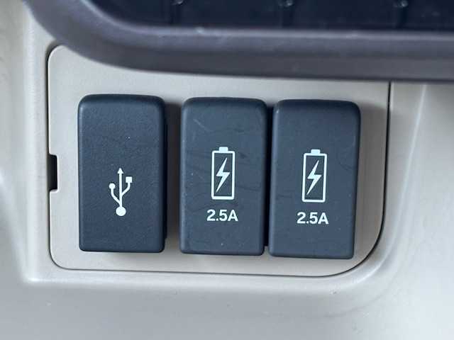 ホンダ Ｎ ＢＯＸ G L ホンダセンシング 宮城県 2017(平29)年 8.6万km モーニングミストブルーM 登録時走行距離85614km/純正SDナビ/AM・FM・TV・CD/ホンダセンシング/バックカメラ/片側パワースライドドア/ドライブレコーダー/ETC/ECONモード/衝突軽減システム/レーンキープアシスト/横滑り防止装置/純正LEDヘッドライト/スマートキー/電動格納ミラー/純正アルミホイール/純正フロアマット/補助ミラー/ドアバイザー/ウインカーミラー