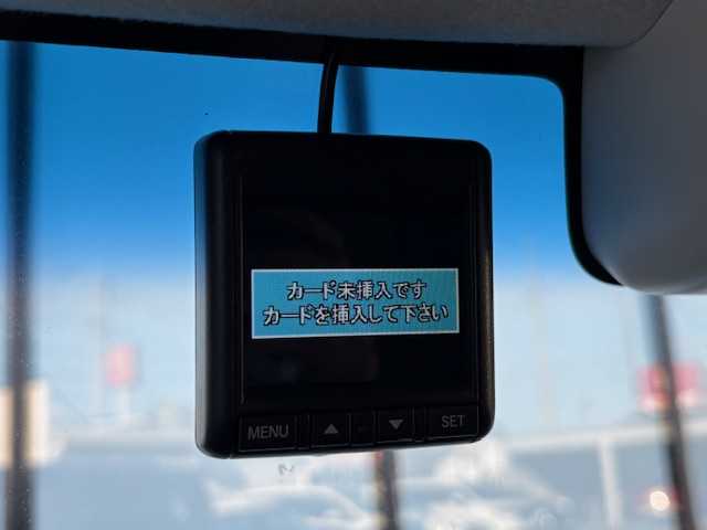 ホンダ Ｎ ＢＯＸ G L ホンダセンシング 宮城県 2017(平29)年 8.6万km モーニングミストブルーM 登録時走行距離85614km/純正SDナビ/AM・FM・TV・CD/ホンダセンシング/バックカメラ/片側パワースライドドア/ドライブレコーダー/ETC/ECONモード/衝突軽減システム/レーンキープアシスト/横滑り防止装置/純正LEDヘッドライト/スマートキー/電動格納ミラー/純正アルミホイール/純正フロアマット/補助ミラー/ドアバイザー/ウインカーミラー