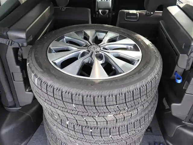 日産 セレナ ハイウェイスター 神奈川県 2017(平29)年 8.2万km ブリリアントホワイトパール 純正メモリナビ/アラウンドビューモニター/フルセグテレビ/フリップダウンモニター/プロパイロット/両側パワースライドドア/ドライブレコーダー前後/ETC/LEDヘッドライト/保証書/取説/ナビ説/記録(H.29.R.1.2.4.6)/スペアスマートキー