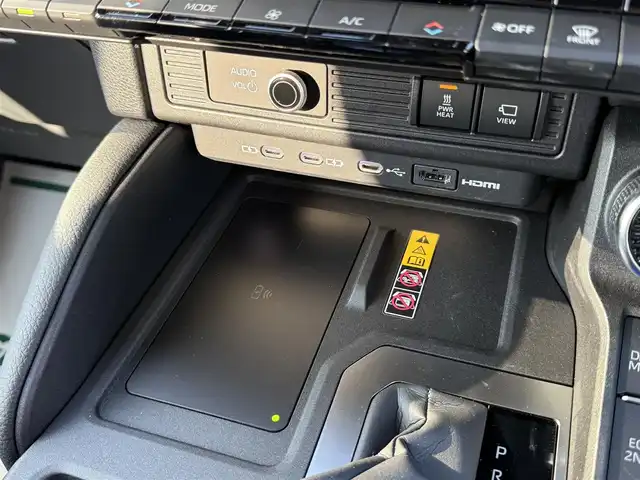 トヨタ ランドクルーザー ２５０ VX 香川県 2025(令7)年 0.5万km プラチナホワイトパールマイカ ワンオーナー/ディスプレイオーディオPLUS/JBLサウンド/サンルーフ/黒革シート/パワーシート/シートヒーター/シートベンチレーション/丸目LEDヘッドライト/デジタルインナーミラー/パワーバックドア/12.3インチTFTメーター/ルーフレール/置くだけ充電/クリアランスソナー/純正ヘッドライト積込/ビルトインETC2.0