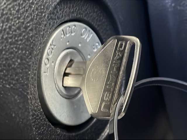 ダイハツ ミラ イース L SAⅢ 長野県 2020(令2)年 5.8万km ブライトシルバーメタリック スマートアシストSA3/メモリナビ　Bluetooth/バックカメラ/前後コーナーセンサー/アイドリングストップ/社外フロアマット