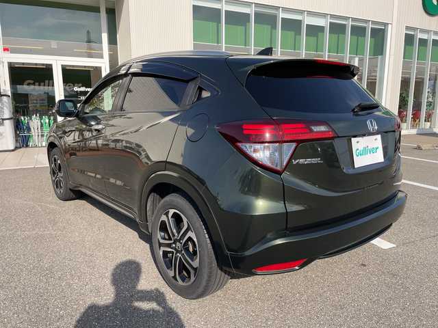 ホンダ ヴェゼル ハイブリッド Z 石川県 2014(平26)年 8万km ミスティックグリーンパール 社外メモリーナビ　フルセグＴＶ　バックカメラ　ＬＥＤヘッドライト　ハーフレザーシート　シートヒーター　スマートキー　ルーフレール　クルコン　レーダーブレーキ　純正アルミホイール