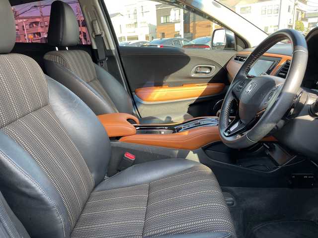 ホンダ ヴェゼル ハイブリッド Z 石川県 2014(平26)年 8万km ミスティックグリーンパール 社外メモリーナビ　フルセグＴＶ　バックカメラ　ＬＥＤヘッドライト　ハーフレザーシート　シートヒーター　スマートキー　ルーフレール　クルコン　レーダーブレーキ　純正アルミホイール