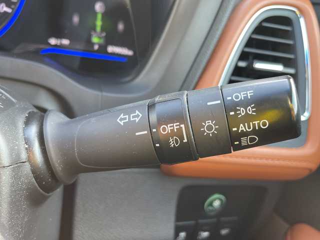 ホンダ ヴェゼル ハイブリッド Z 石川県 2014(平26)年 8万km ミスティックグリーンパール 社外メモリーナビ　フルセグＴＶ　バックカメラ　ＬＥＤヘッドライト　ハーフレザーシート　シートヒーター　スマートキー　ルーフレール　クルコン　レーダーブレーキ　純正アルミホイール