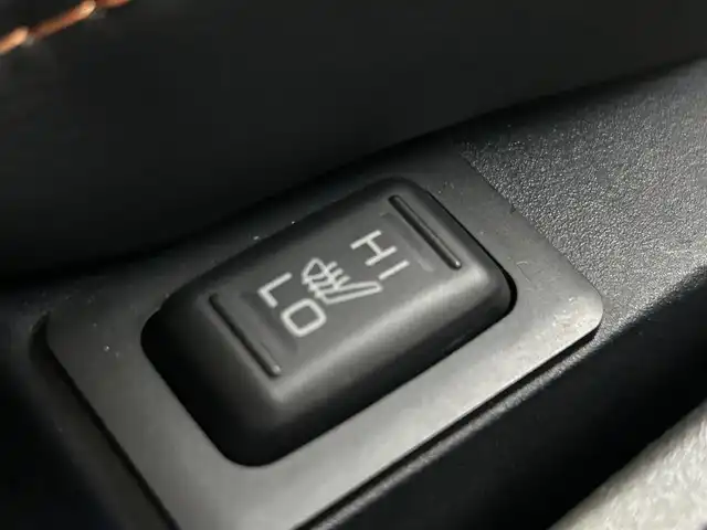 三菱 デリカＤ：５ アクティブギア 千葉県 2017(平29)年 7.3万km ダイヤモンドブラックマイカ 禁煙車/ワンオーナー/４WD/両側パワースライドドア/クルーズコントロール/純正7.7型メモリナビ/・型番：GCX777W/・CD/DVD/フルセグTV/・バックカメラ/・ビルトインETC/革巻きステアリング/・パドルシフト/ハーフレザーシート/・DNシートヒーター/純正フロアマット/純正１８インチAW/オートライト/・キセノンヘッドライト/・フォグランプ