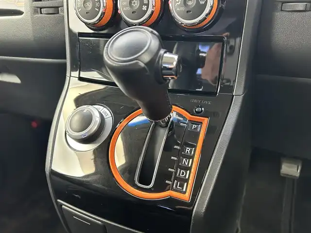 三菱 デリカＤ：５ アクティブギア 千葉県 2017(平29)年 7.3万km ダイヤモンドブラックマイカ 禁煙車/ワンオーナー/４WD/両側パワースライドドア/クルーズコントロール/純正7.7型メモリナビ/・型番：GCX777W/・CD/DVD/フルセグTV/・バックカメラ/・ビルトインETC/革巻きステアリング/・パドルシフト/ハーフレザーシート/・DNシートヒーター/純正フロアマット/純正１８インチAW/オートライト/・キセノンヘッドライト/・フォグランプ