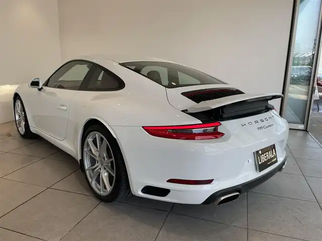 ポルシェ ９１１ カレラ 愛知県 2017(平29)年 4.8万km 白 レッドレザーインテリア（ボルドー）/シートヒーター　/純正ナビ　/Ｂｌｕｅｔｏｏｔｈ　/バックカメラ　/フルセグＴＶ　/ドライブレコーダー　/ＥＴＣ２．０　/オートエアコン　/電動格納ミラー/アイドリングストップ