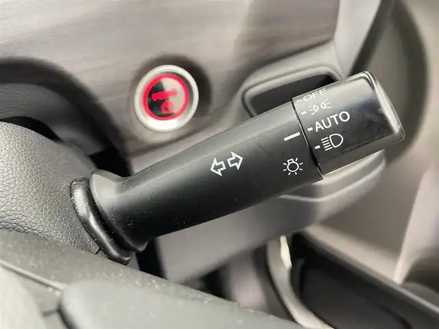 ホンダ フリード ハイブリット EX 富山県 2016(平28)年 4.3万km ホワイトオーキッドパール 純正ナビ（AM/FM/CD/DVD/USB/HDMI/BT）/フルセグTV/バックカメラ/寒冷地仕様/両側パワースライドドア/衝突被害軽減ブレーキ/アダプティブクルーズコントロール/レーンキープアシスト/LEDヘッドライト/オートライト/コーナーセンサー前後/ハーフレザーシート/前席シートヒーター/ビルトインETC/ドライブレコーダー前後/スマートキー/プッシュスタート/純正15インチAW