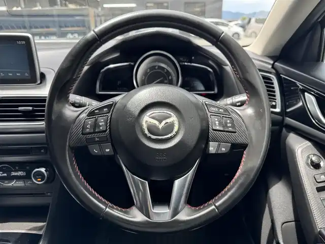 マツダ アクセラ スポーツ XD 滋賀県 2014(平26)年 5.4万km スノーフレイクホワイトパールマイカ 禁煙車/サンルーフ/純正メモリーナビ/・CD/DVD/フルセグTV/USB/AUX/Bluetooth/追従型クルーズコントロール/BOSEスピーカー/LEDヘッドライト/パワーシート/シートヒーター/革巻きステアリング/レーンキープアシスト/ヘッドアップディスプレイ/ステアリングスイッチ/純正１８AW