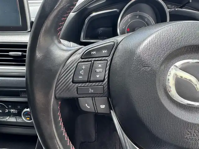 マツダ アクセラ スポーツ XD 滋賀県 2014(平26)年 5.4万km スノーフレイクホワイトパールマイカ 禁煙車/サンルーフ/純正メモリーナビ/・CD/DVD/フルセグTV/USB/AUX/Bluetooth/追従型クルーズコントロール/BOSEスピーカー/LEDヘッドライト/パワーシート/シートヒーター/革巻きステアリング/レーンキープアシスト/ヘッドアップディスプレイ/ステアリングスイッチ/純正１８AW