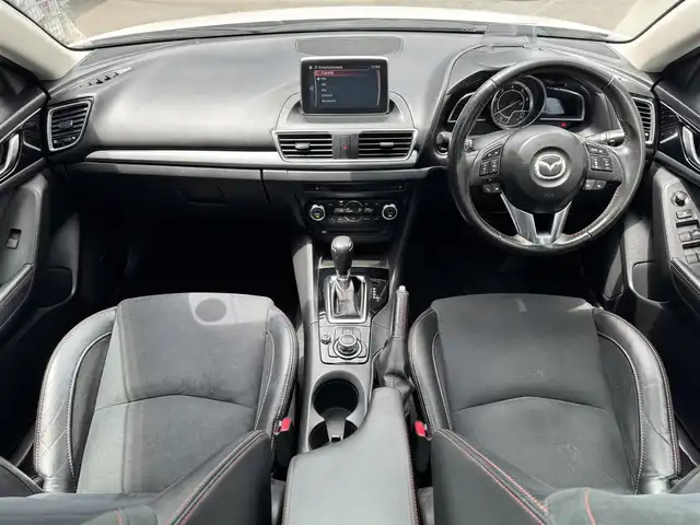 マツダ アクセラ スポーツ XD 滋賀県 2014(平26)年 5.4万km スノーフレイクホワイトパールマイカ 禁煙車/サンルーフ/純正メモリーナビ/・CD/DVD/フルセグTV/USB/AUX/Bluetooth/追従型クルーズコントロール/BOSEスピーカー/LEDヘッドライト/パワーシート/シートヒーター/革巻きステアリング/レーンキープアシスト/ヘッドアップディスプレイ/ステアリングスイッチ/純正１８AW